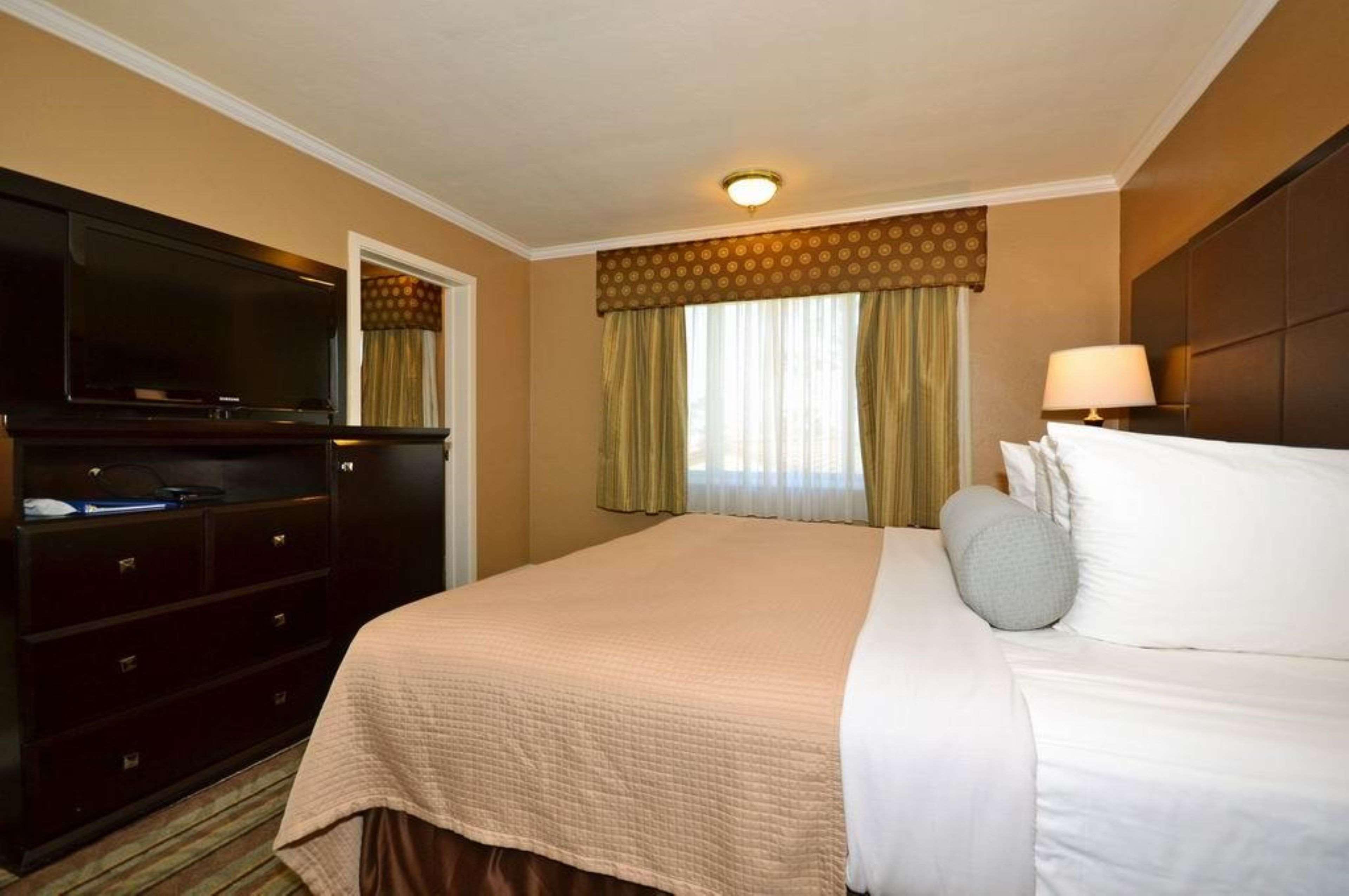 Best Western Carmel'S Town House Lodge Exteriér fotografie