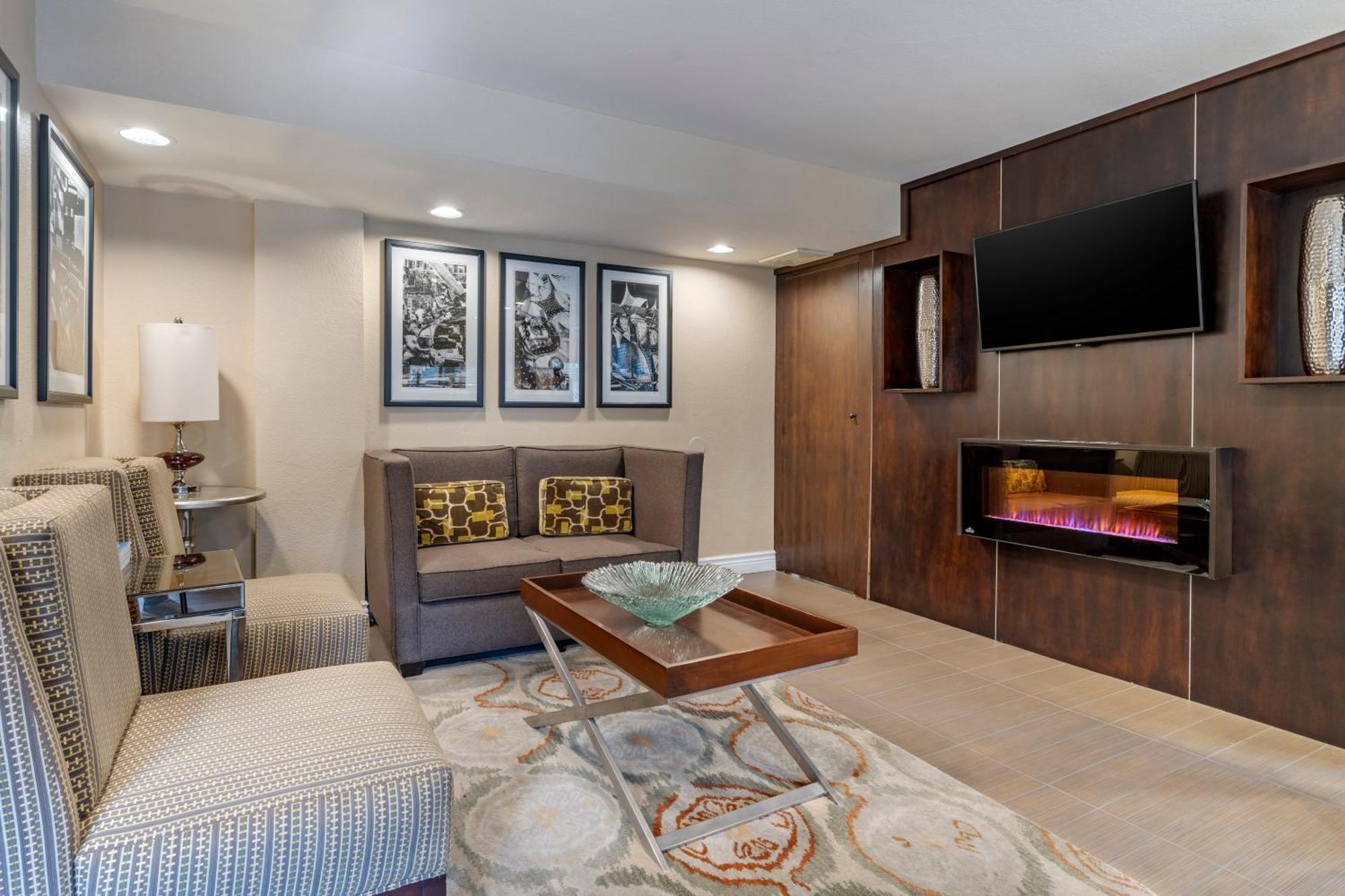 Best Western Carmel'S Town House Lodge Exteriér fotografie