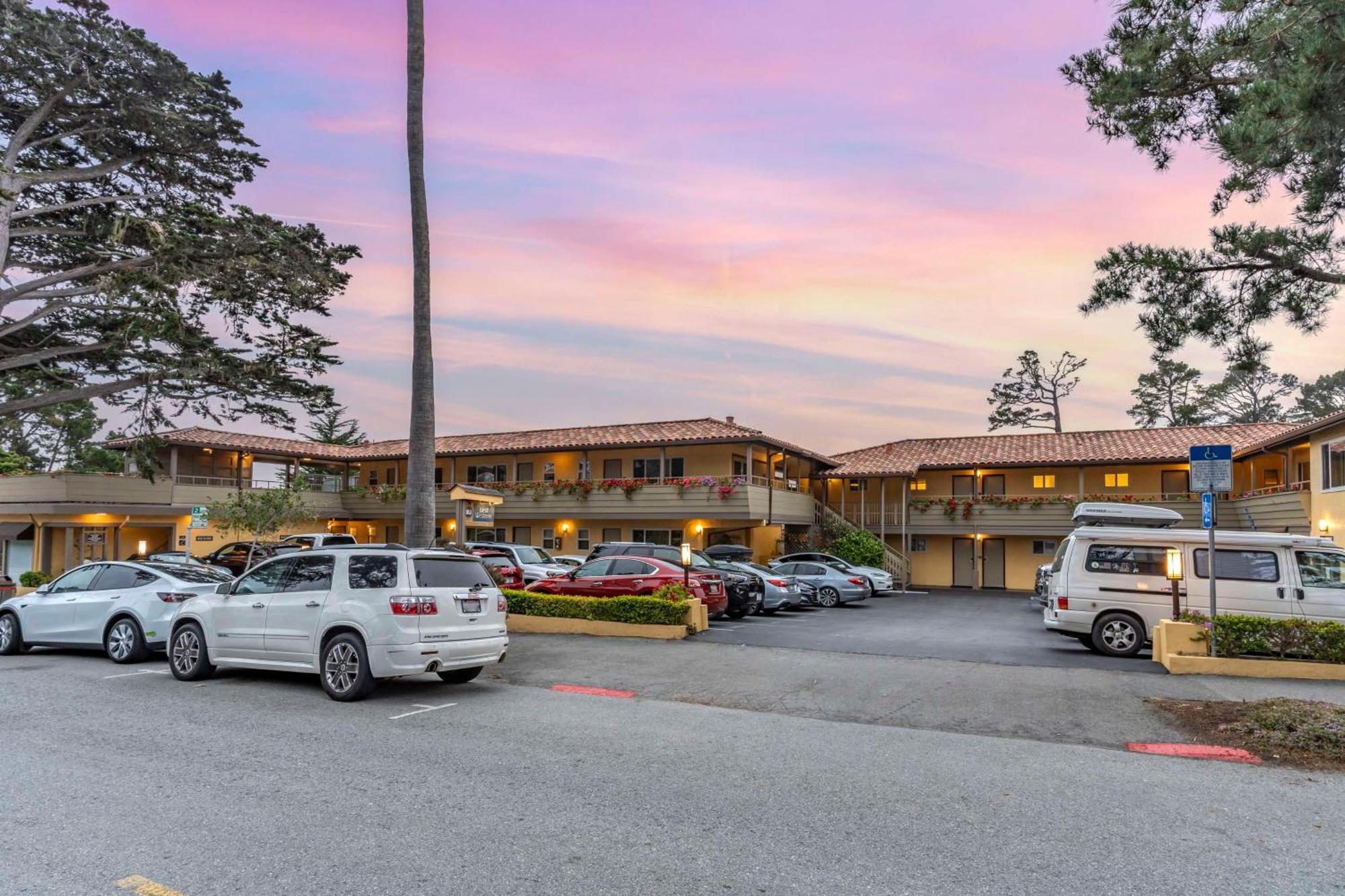 Best Western Carmel'S Town House Lodge Exteriér fotografie