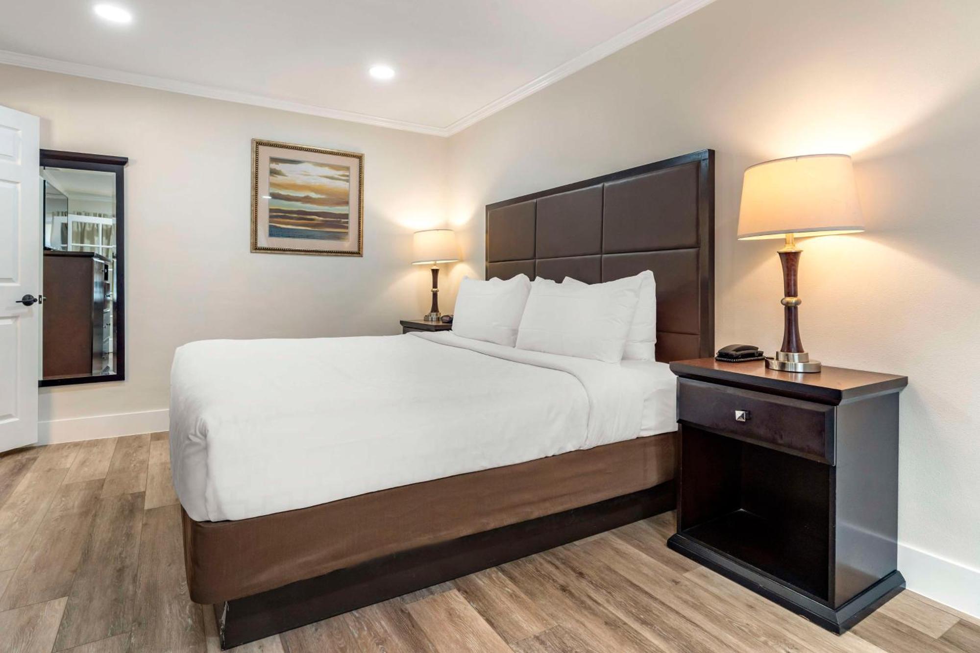 Best Western Carmel'S Town House Lodge Exteriér fotografie
